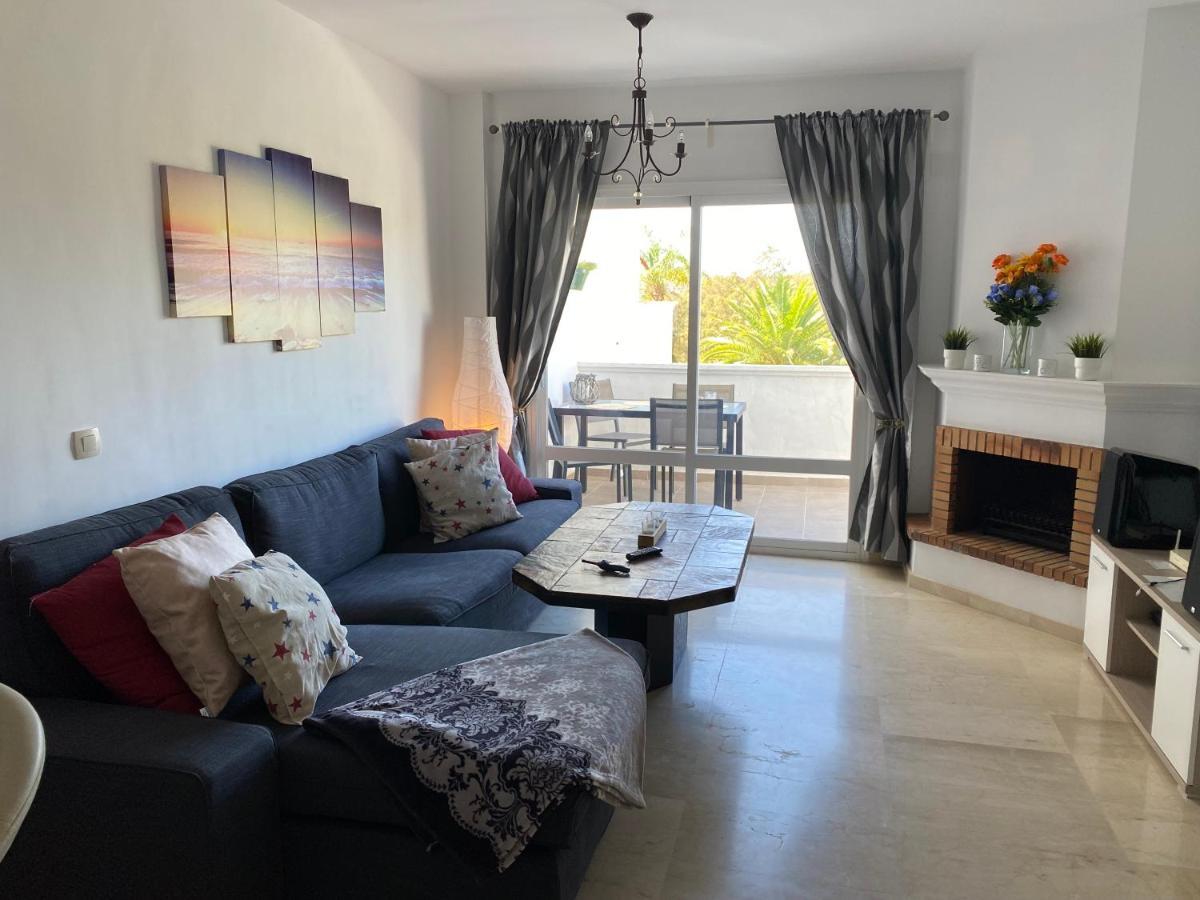 Ferienwohnung Bahia De Casares Estepona Exterior foto