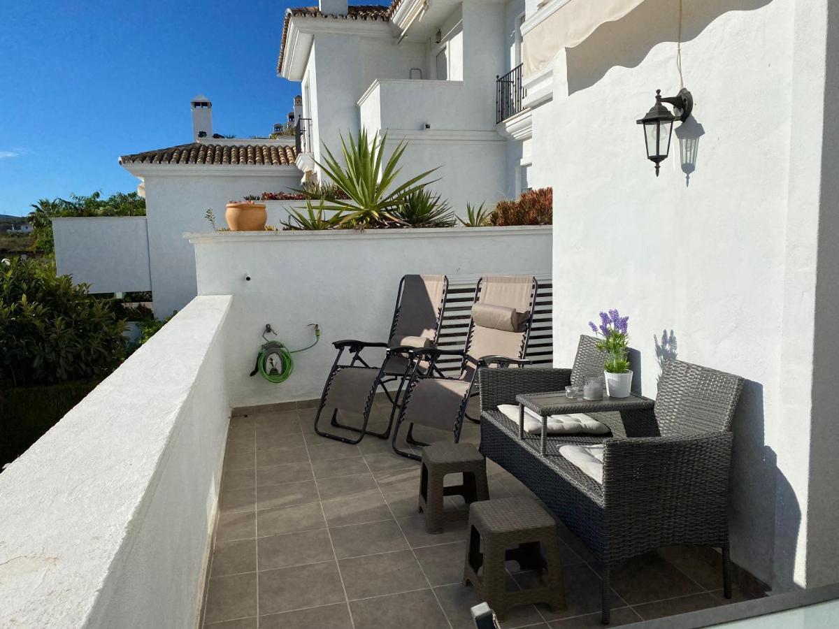 Ferienwohnung Bahia De Casares Estepona Exterior foto