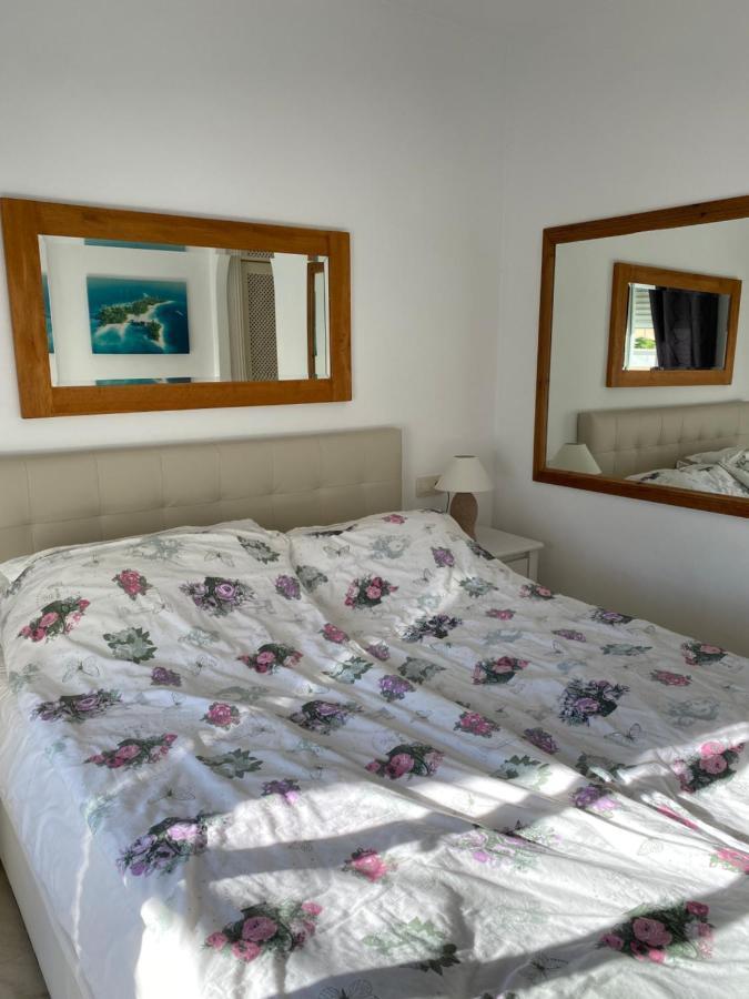 Ferienwohnung Bahia De Casares Estepona Exterior foto