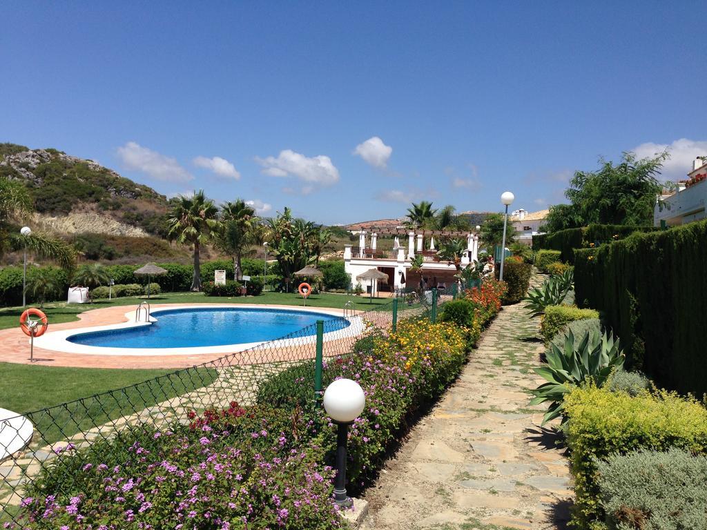 Ferienwohnung Bahia De Casares Estepona Zimmer foto