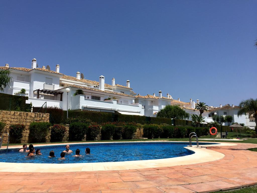 Ferienwohnung Bahia De Casares Estepona Exterior foto